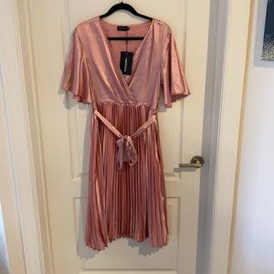 Pretty little thing women’s dress